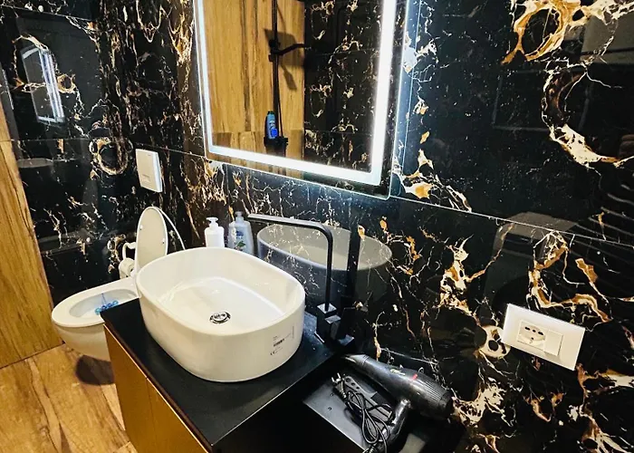 شقة Tiki Luxury In Center تيرانا